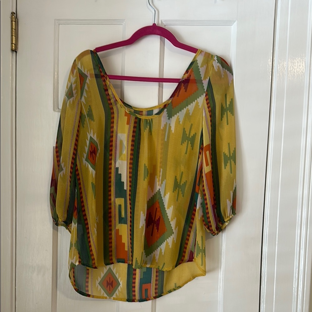 Colorful Geometric Blouse - Picture 4 of 4